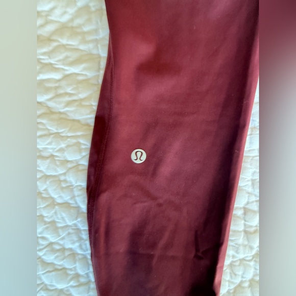 Lululemon base pace high rise - Picture 4 of 4